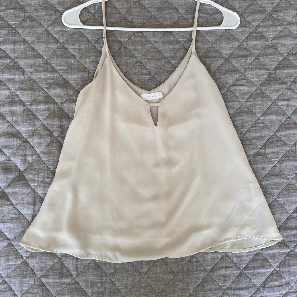 Lush keyhole spaghetti strap tank